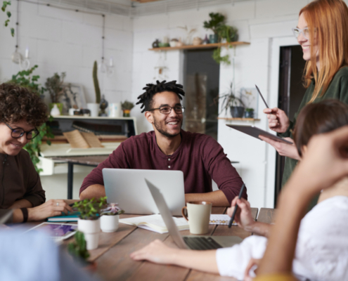 Entenda-a-importância-de-manter-os-funcionários-motivados-para-o-ambiente-organizacional